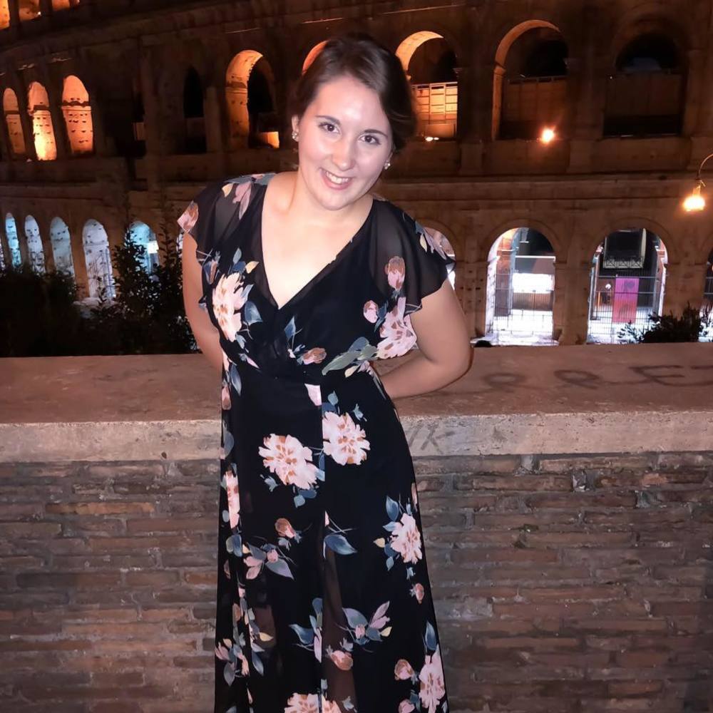Meet your Posher, Alexis